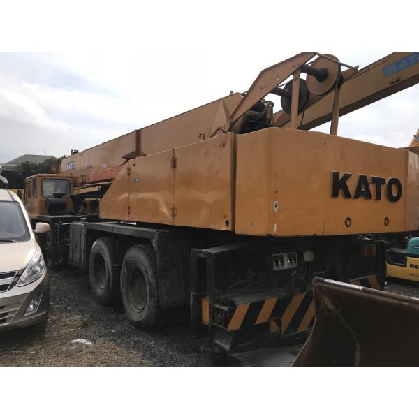 Краны КАТО НК-300Э-ИИИ подержанные, подержанная установленная тележка вытягивают шею первоначальная краска