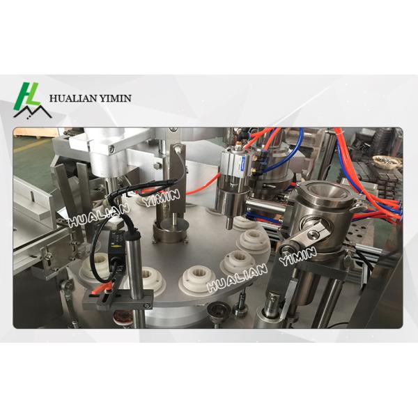 Full Automatic Plastic Tube Filling And Sealing Machine Reasonable Structure