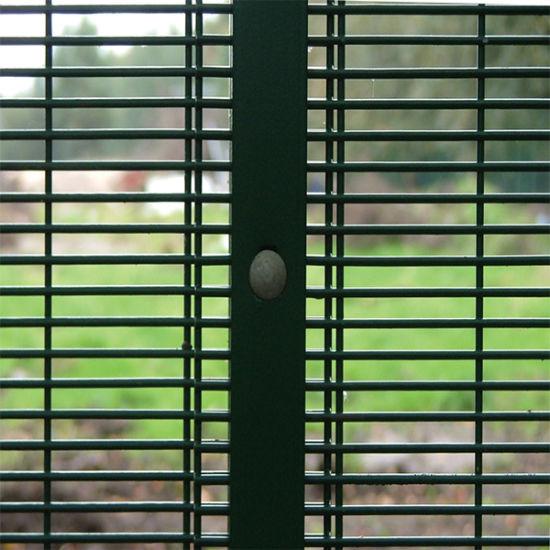 Quente mergulhado galvanizou 358 a elevação soldada de Mesh Security Fence Anti Corrosion 2.4m