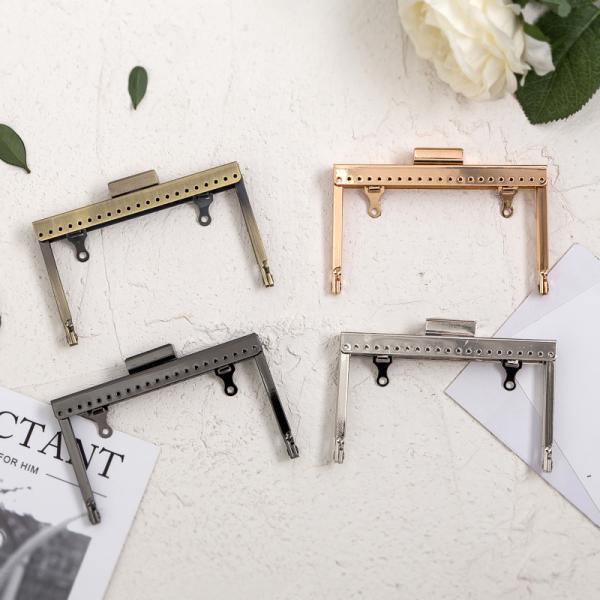 9*8cm Square Closure Black Metal Purse Frame With Loops