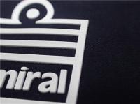Labels blancs durables de transfert de chaleur de silicone pour la marque de vêtements de sport