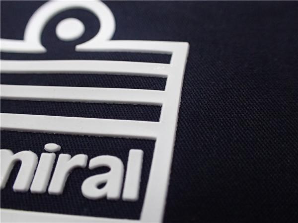 Etiquetas brancas duráveis da transferência térmica do silicone para o tipo do Sportswear