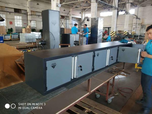 Multi Drawers Optional Garage Wall Cabinet for Organizing Tools and Parts in Workshop