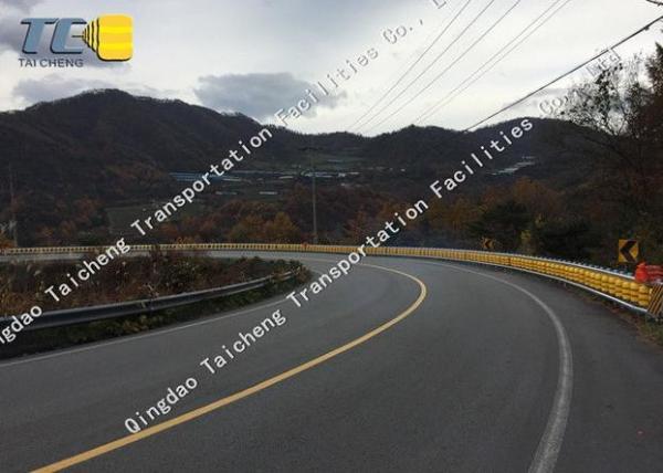 Steel Rolling Guardrail Barrier 76mm Post Diameter 2.5mm Panel 1.2m Height
