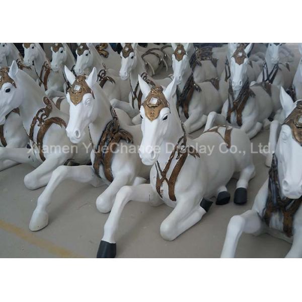 Sitting Style Window Display Decorations Fiberglass Unicorn Statue With Fake Hair