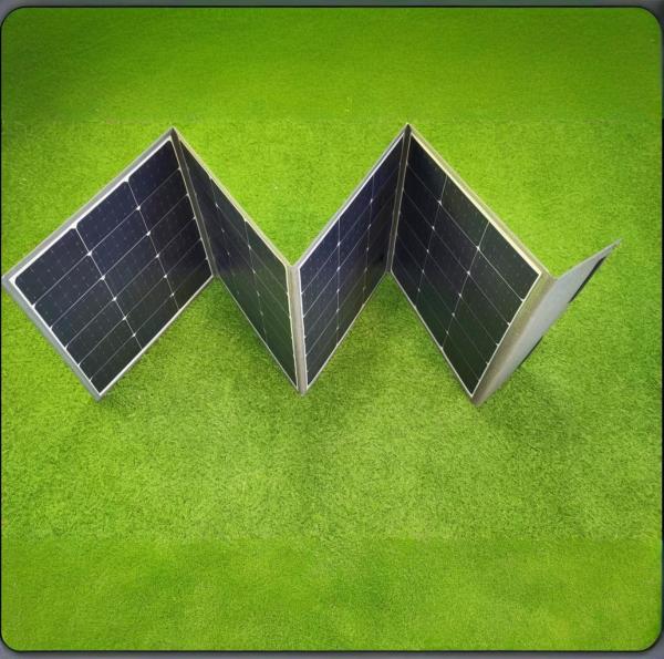 200W 4-Fold Mono Solar Panel Lightweight High Polymer for Camping and RV Power for OEM Orders
