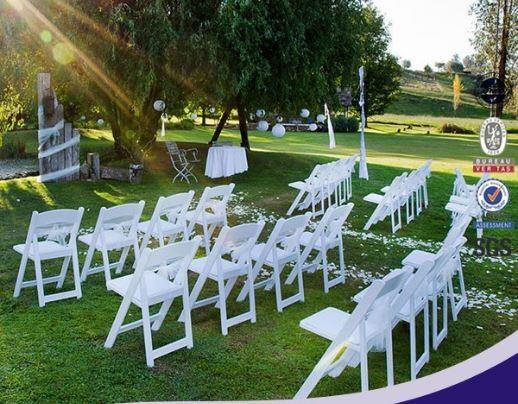 white outdoor resin folding american wedding chair, wimbledon chair, rental chair
