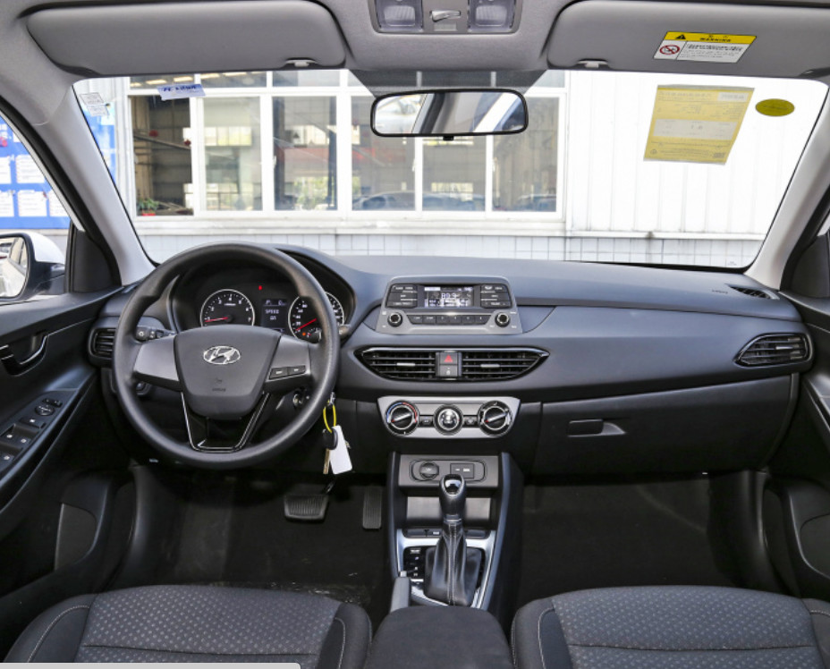 Бензин автомобиля мест 1.6T двери 5 версии 4 автомобиля GL Hyundai Celesta 2020 подержанный