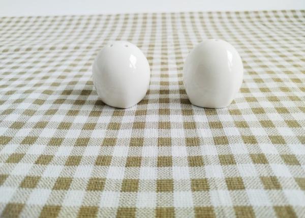 Ceramic Seasoning Shakers Salt Pepper Shaker Set By Cemaric