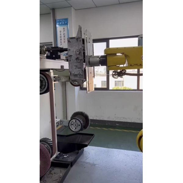 High Speed Auto Deburring Robot 1000 Pieces/Hour Compact Metal Finishing Machine