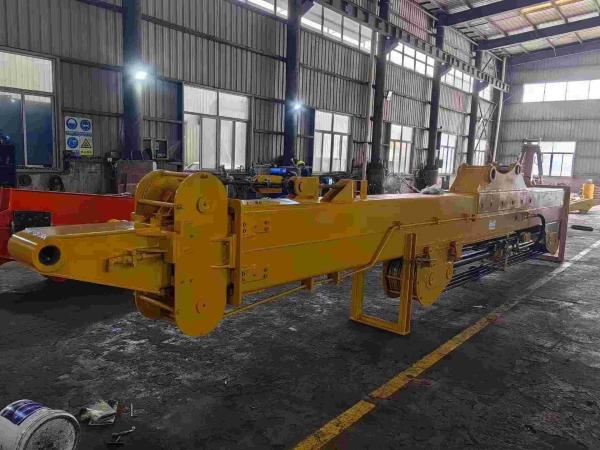 High Stregthen Steel 23M CAT330 Excavator Telescopic Arm For Deep Well Construction