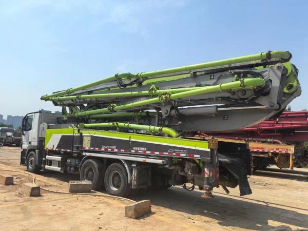 2019 Zoomlion 49M camion de pompe à béton ZLJ5350THBBE 49X-6RZ Location de machines lourdes À vendre en Égypte
