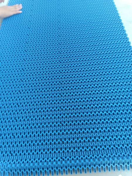                  Plastic Modular Chain Conveyor Machine Chain for Food Filling Machine             