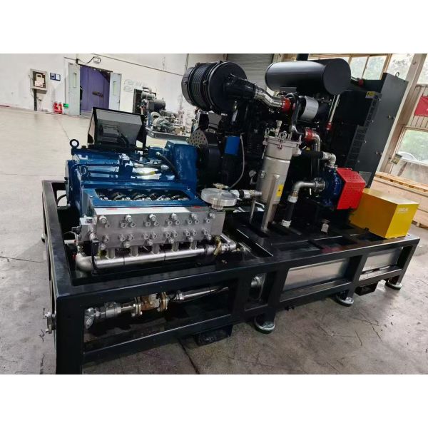 75kw Hydro Blaster Pressure Washer Rust Oxide Hydro Blasting Machine