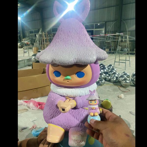 Factory Custom Modern Design Famous Indoor Interior Fiberglass POP Mart Sculpture Resin for Indoor Home Decor Customized Size