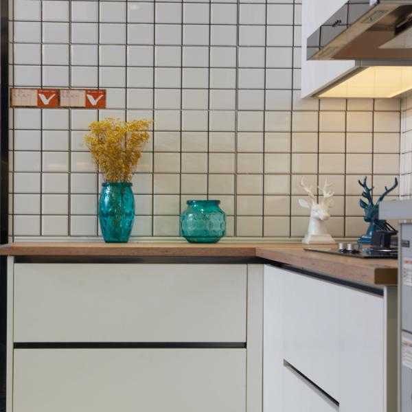 Chengdu Bespoke Customized Apartment Kitchen Furniture PVC Kitchen Cabinets