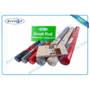 Фильм сокращения пакуя Non сплетенную скатерть в малом крене для ресторана/партии