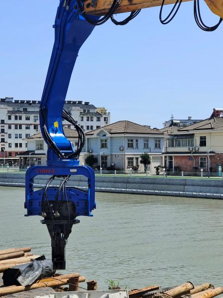 12 Meter Side Grip Vibro Hammer For Narrow Working Space