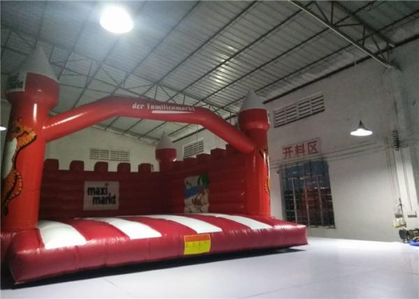 Durable Wet Dry Bounce House Smooth Appearance Vivid Image Non Fade Color