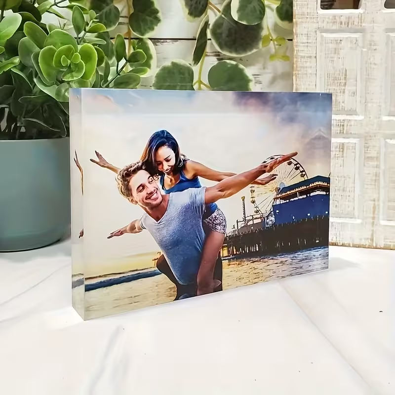 High Transparency Acrylic Logo Block With UV Printing And Customizable Sizes