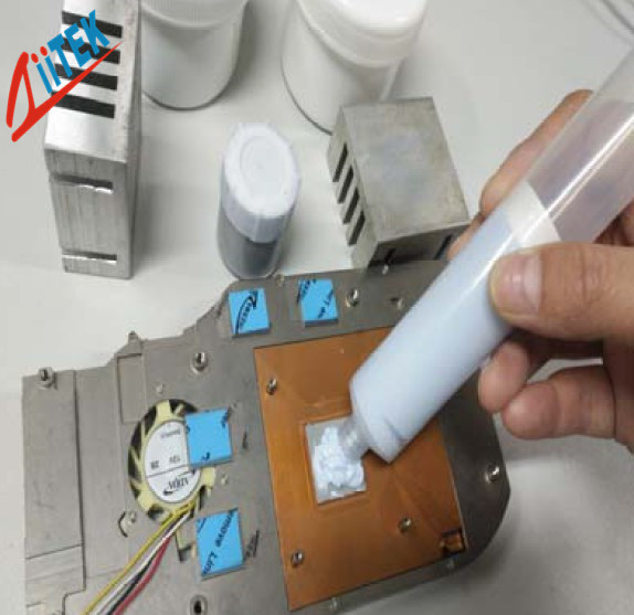 Microplaqueta termicamente condutora de Gray Soft DSP do Temp do uso contínuo da massa de vidraceiro do silicone