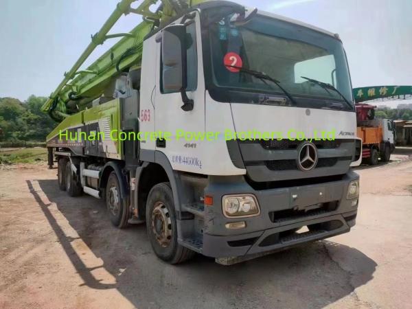 Actros 4141 Chassis Zoomlion 56 Meter Concrete Pump Truck with 44000kgs Load Capacity