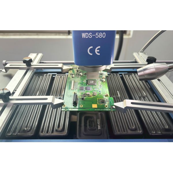 Manual WDS-580 BGA Rework Station with 10×10mm Min PCB Size PLC Temperature Control and Low Weight for Electronic Repair