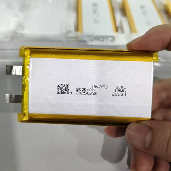 High Capacity LP104373 3.8V 5000mAh Lithium Polymer Battery for Bluetooth Speaker