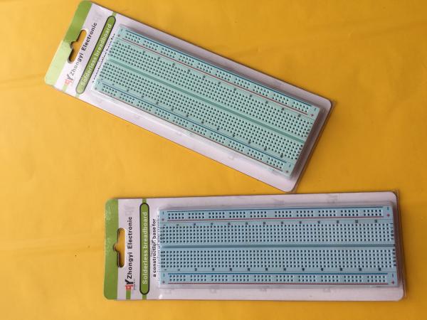 830 Point  Full Size Green Breadboard for prototyping to Develop DIY  with blue and red contacts