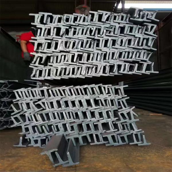 Q345B Carbon Steel T Bar T Beam ASTM T Section Painting 40*40*5*5mm Size 6 Meter Length