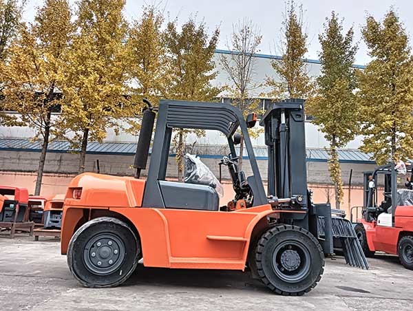 Chinese XICHAI Heavy Duty Diesel Forklift 4DF3 Counter Balance Fork Truck