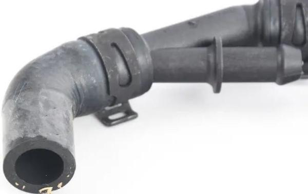 1J0122109AA Réservoir d'expansion de liquide de refroidissement tuyau de longue durée pièces détachées automobiles