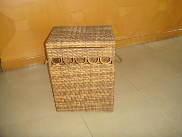 Hand-Woven Brown Poly Rattan Storage Boxes For Bedroom / Storeroom