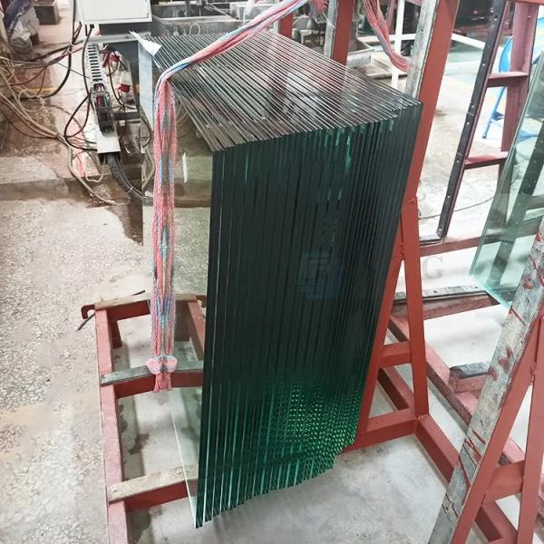 Fine Polished Edge Fully Toughened Tempered Glass 4mm 1/6 Inch Safety Glass