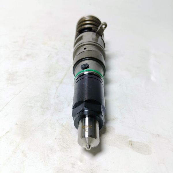 Precise Diesel Fuel Injector 4647614 T402742r 10000-47889 858/33 For Perkins 4000 Series