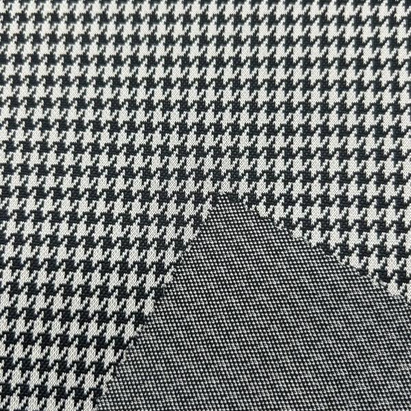 Hot-Selling Polyester Spandex Yard-Dyed Jacquard Fabric for Fashion Garmnet