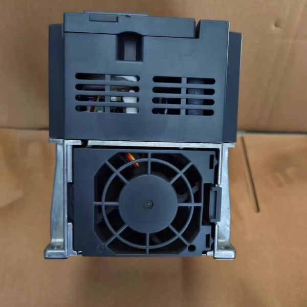 Original New FR-E720-2.2K Mitsubishi VSD 2.2kW Variable Frequency Drive AC Motor Controller