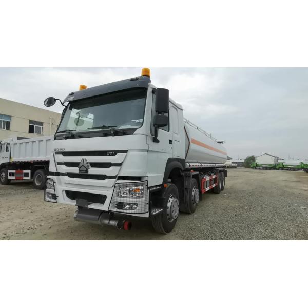 Sinotruk HOWO fuel petro transport refilling fuel tank truck carbon steel