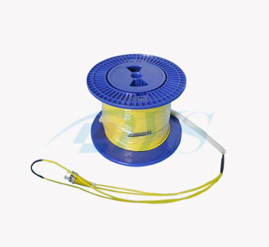O remendo de fibra óptica Singlemode da fibra óptica do olho puxando de cabo de remendo do ST conduz