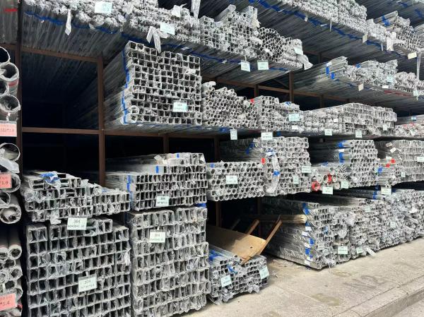 150mm Seamless Flexible Brushed Stainless Steel Pipe Tube 301 Materials