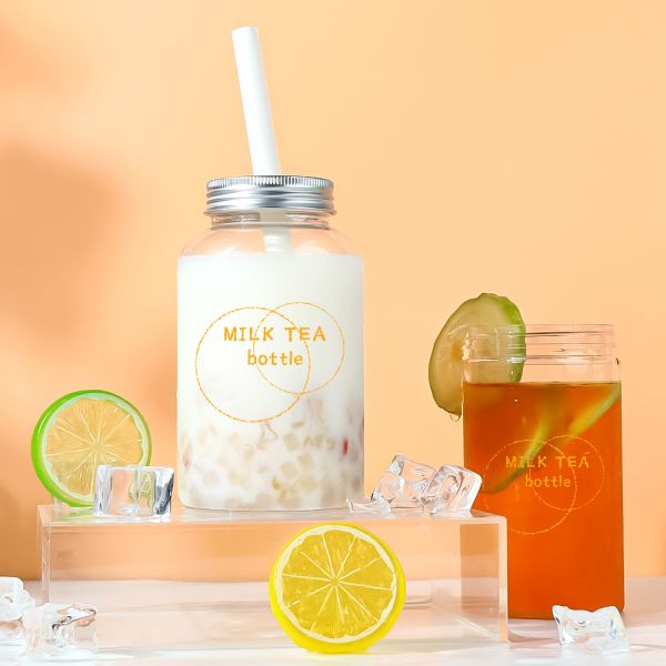 Wholesale Food-Grade Lightweight Plastic Beverage Bottle with Leakproof Aluminum Cap for Milk Tea and Beverages
