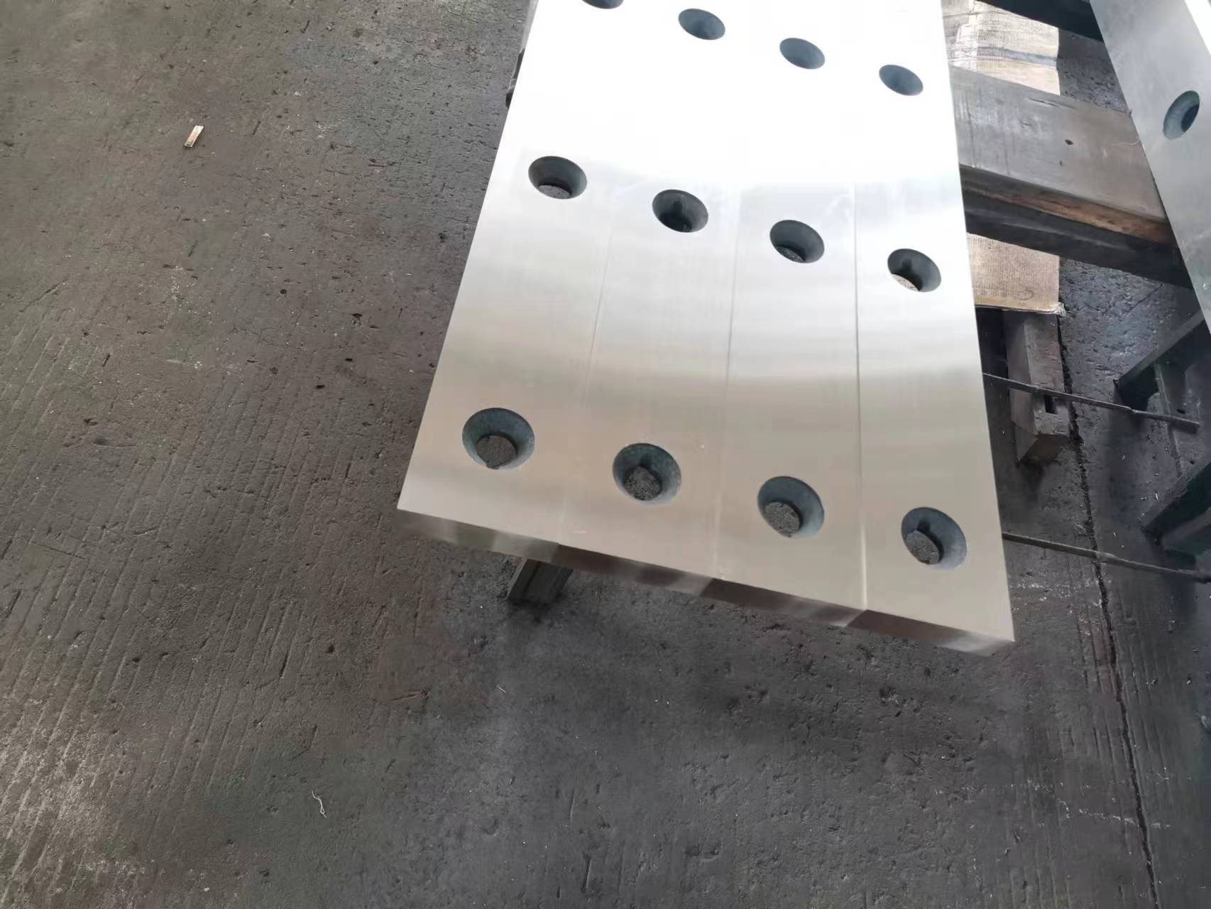 High Density Forging Type Metal Shear Blades with 5mm - 20mm Thickness for Precision Metal Cutting