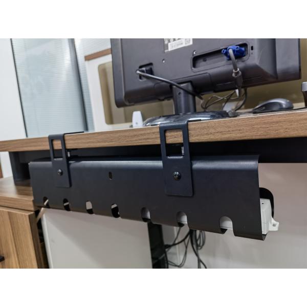 Под столовой кабельной поднос для управления проводом Не сгибаемый столовой кабельный организатор 0,85 кг