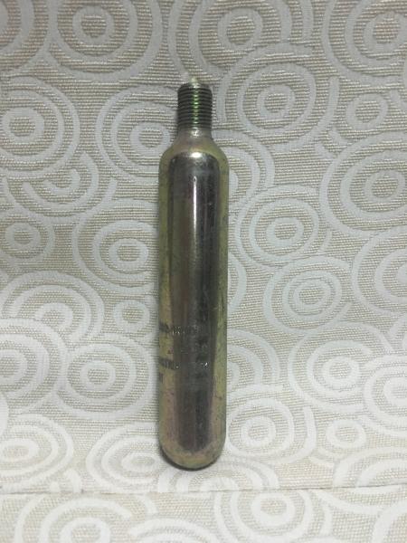 CE / TPED / DOT Disposable Gas Cylinders 17G CO2 Cartridge , 17g 28L High  Pressure Gas Cylinders