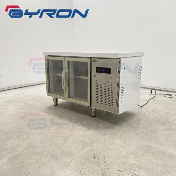 Pull Open SS Commercial Refrigerated Workbench Freezer Single Temperature