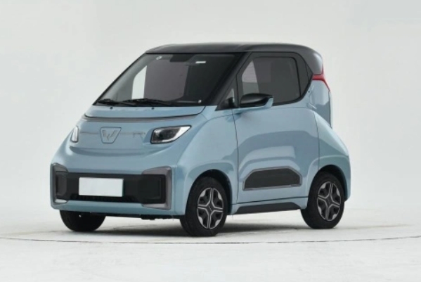 2024 Small Chinese Mini Electric Car For Adults For Sales Modified Cars  Easy Operation