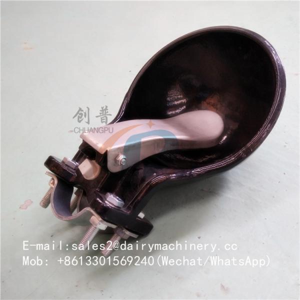Cow Farm Equipment Cast Iron Drinking Water Bowl with 1.8L Volume