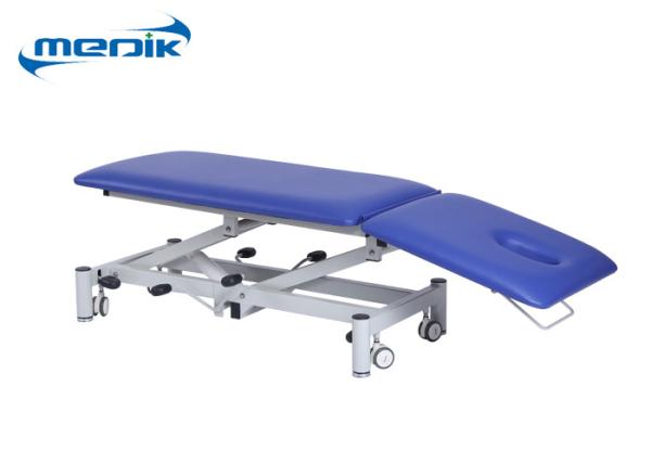 O exame médico hidráulico apresenta a tabela da fisioterapia para o exame paciente