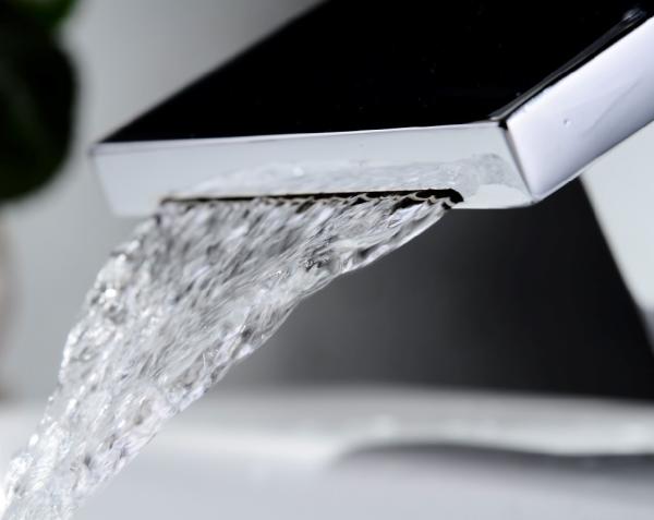 2014 new style bathroom taps stainless steel single handle bathroom basin faucet