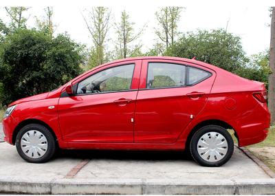 5KW Motor Climbing Sedan Electric Car 72V100Ah Lead - Acid Battery With Safety Belt